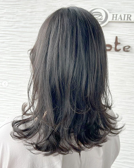 全体にローレイヤーと、 顔まわりレイヤー